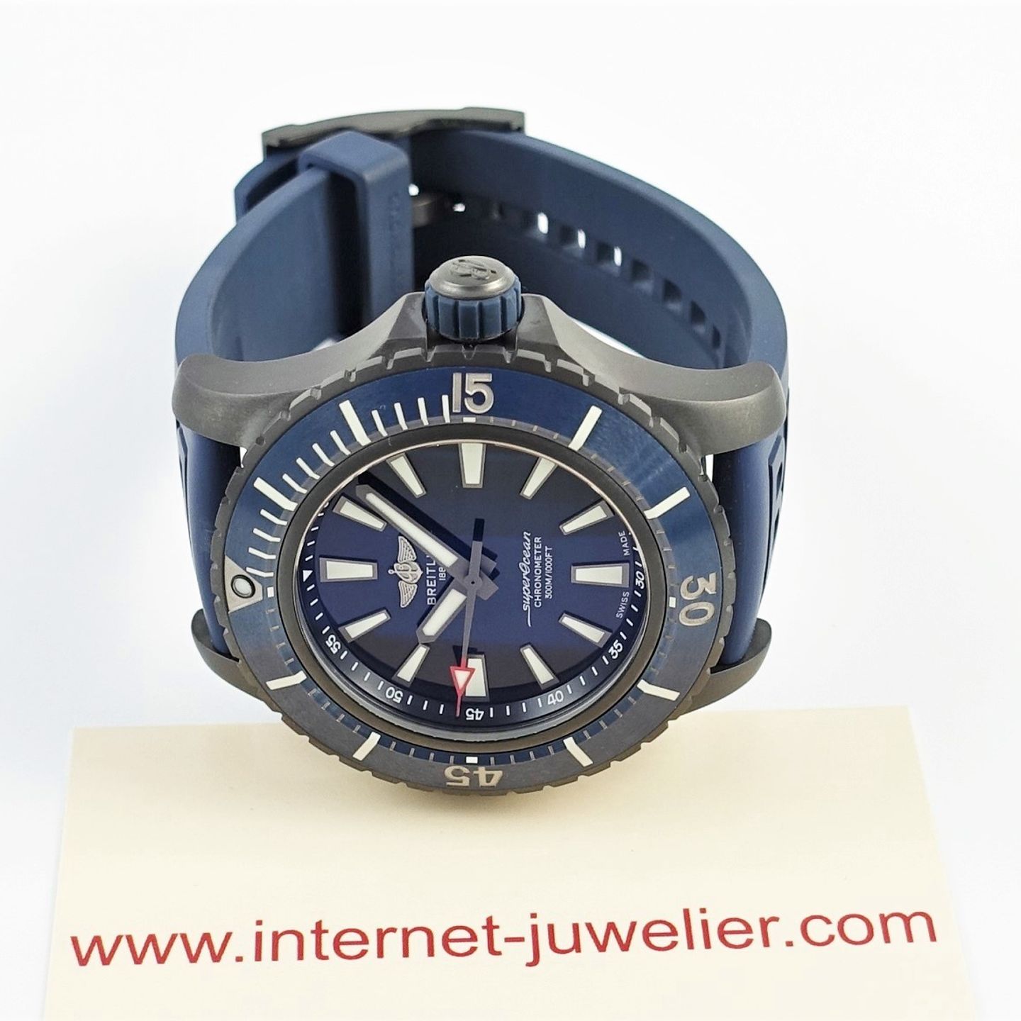 Breitling Superocean V17369161C1S1 (2024) - Blauw wijzerplaat 48mm Titanium (4/8)